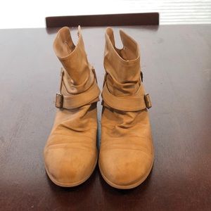 Diba brand ankle boots, size 9
